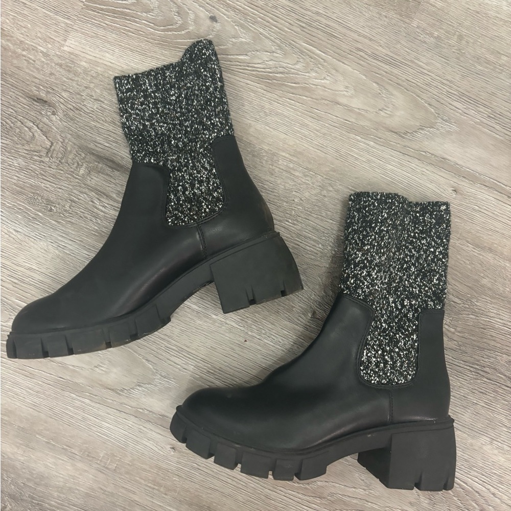 Universal Thread Sweater Chunky Boot Size 7.5 in … - image 1